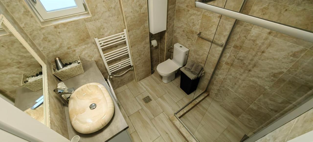 Apartament 1 Mai Bloc Nou-Self Check-In Craiova Exterior foto